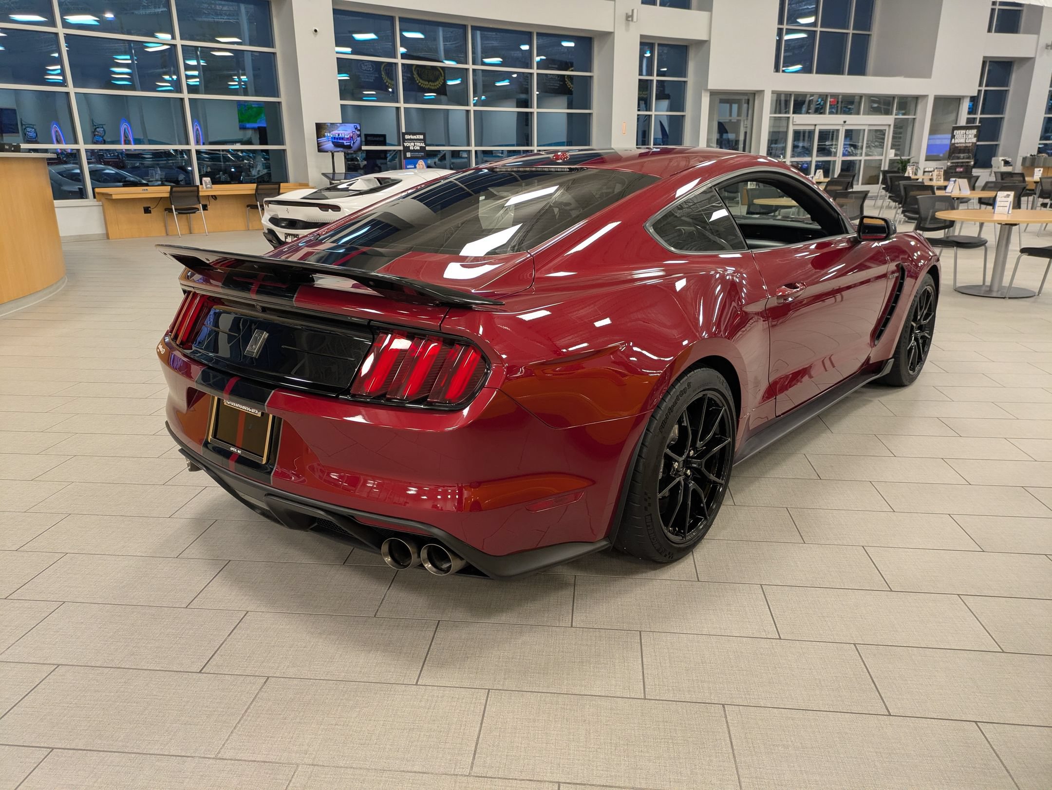 Certified 2019 Ford Mustang Shelby GT350 w/ Technology Package RWD image 3