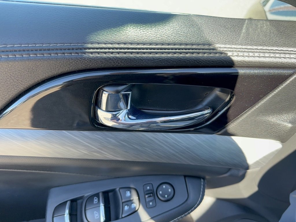 Used 2017 Nissan Maxima 3.5 SL image 10