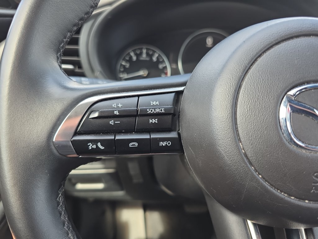 Used 2025 MAZDA MAZDA3 s FWD image 17
