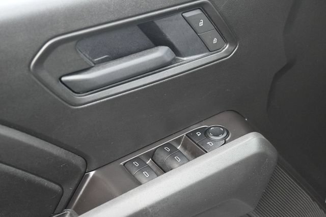 Used 2025 Chevrolet Colorado W/T RWD image 12