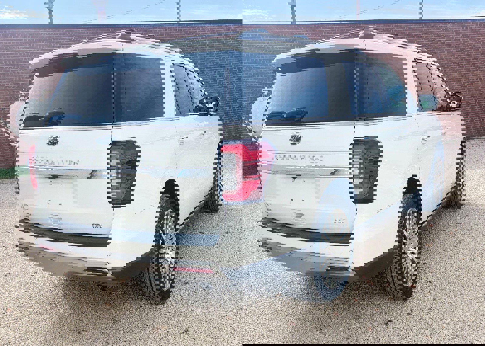 Certified 2023 Ford Expedition Max Limited image 3