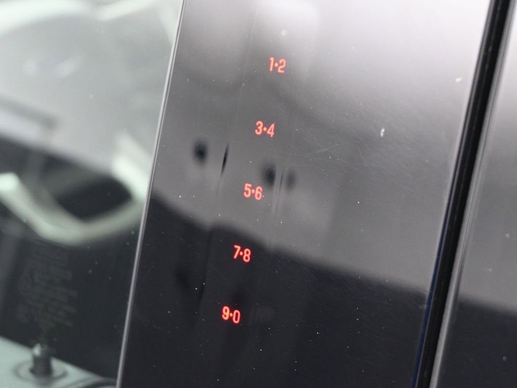 Certified 2023 Ford Expedition XLT image 34