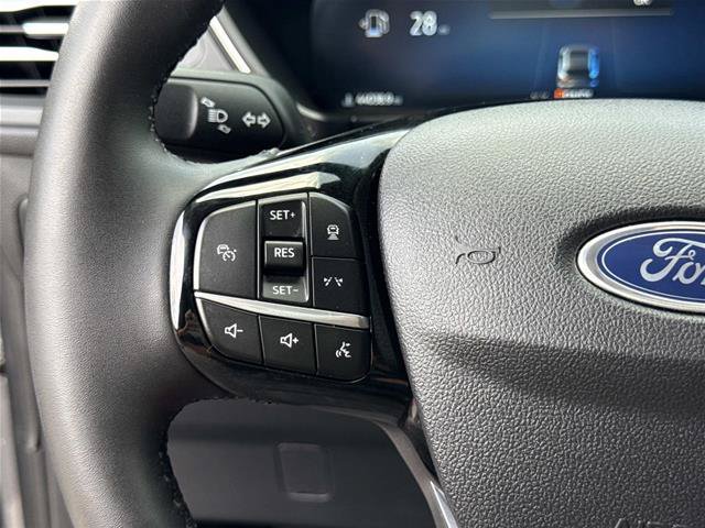 Certified 2023 Ford Escape Platinum w/ Premium Technology Package AWD/4WD image 16