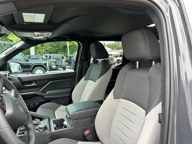 Used 2024 Toyota Tacoma TRD Sport AWD/4WD image 33