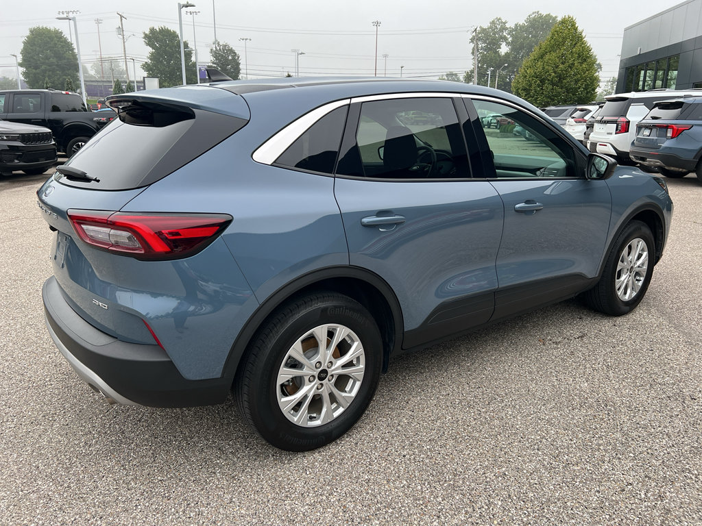 Certified 2024 Ford Escape Active AWD/4WD image 7