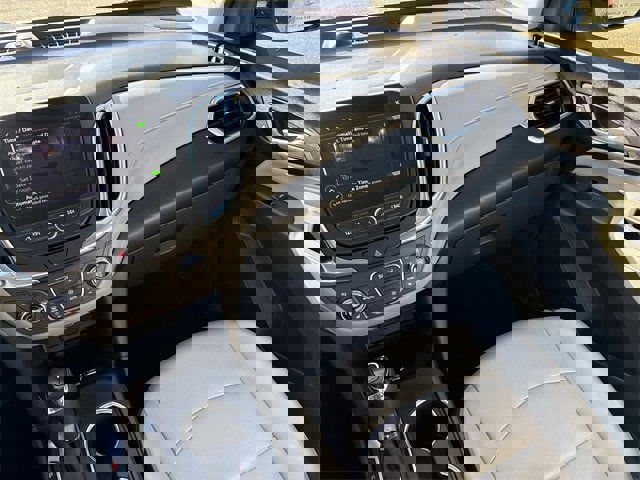 Used 2020 Chevrolet Equinox Premier image 15