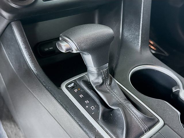 Used 2020 Kia Sportage S image 16