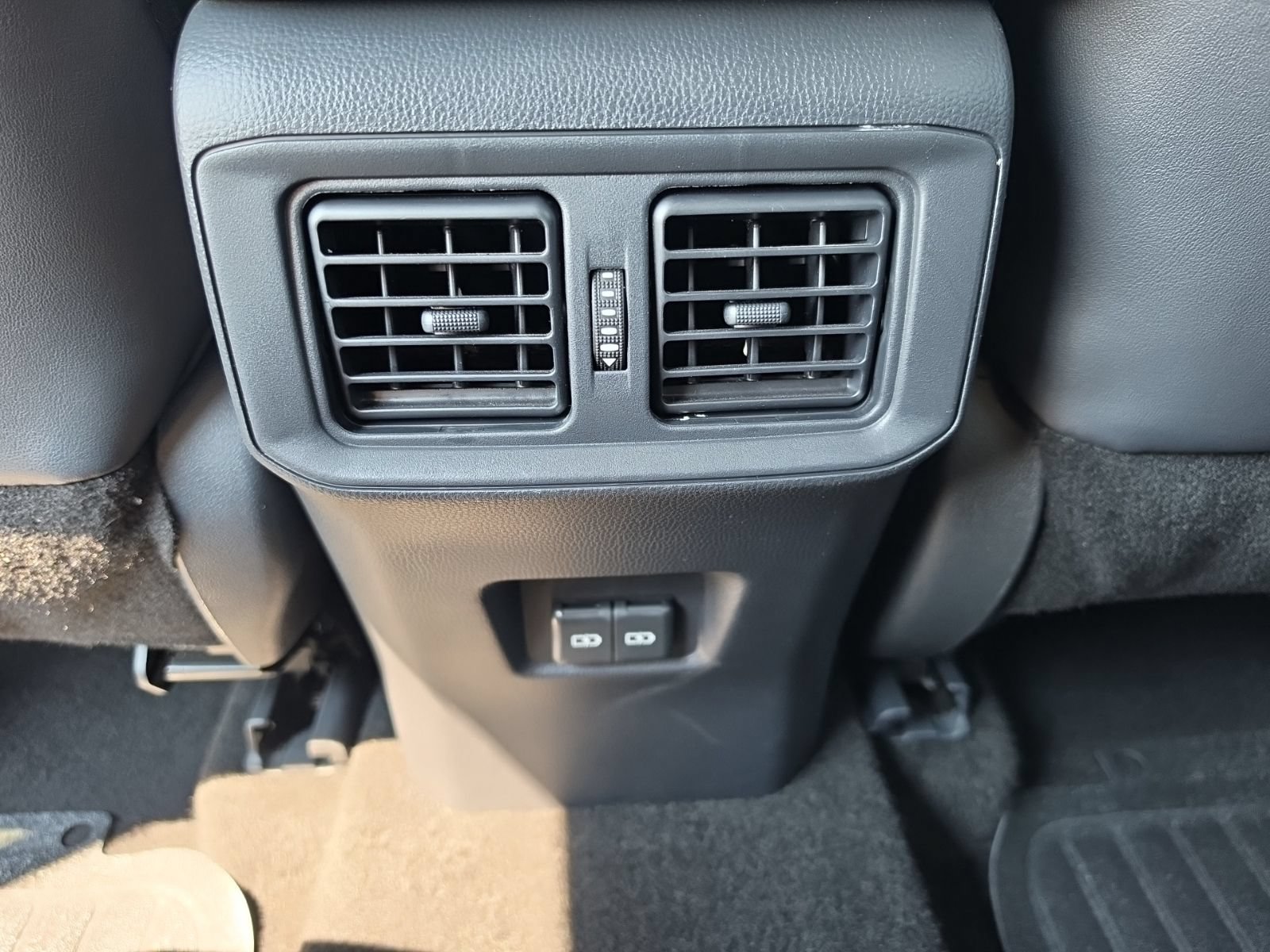 Used 2024 Toyota RAV4 Adventure AWD/4WD image 20