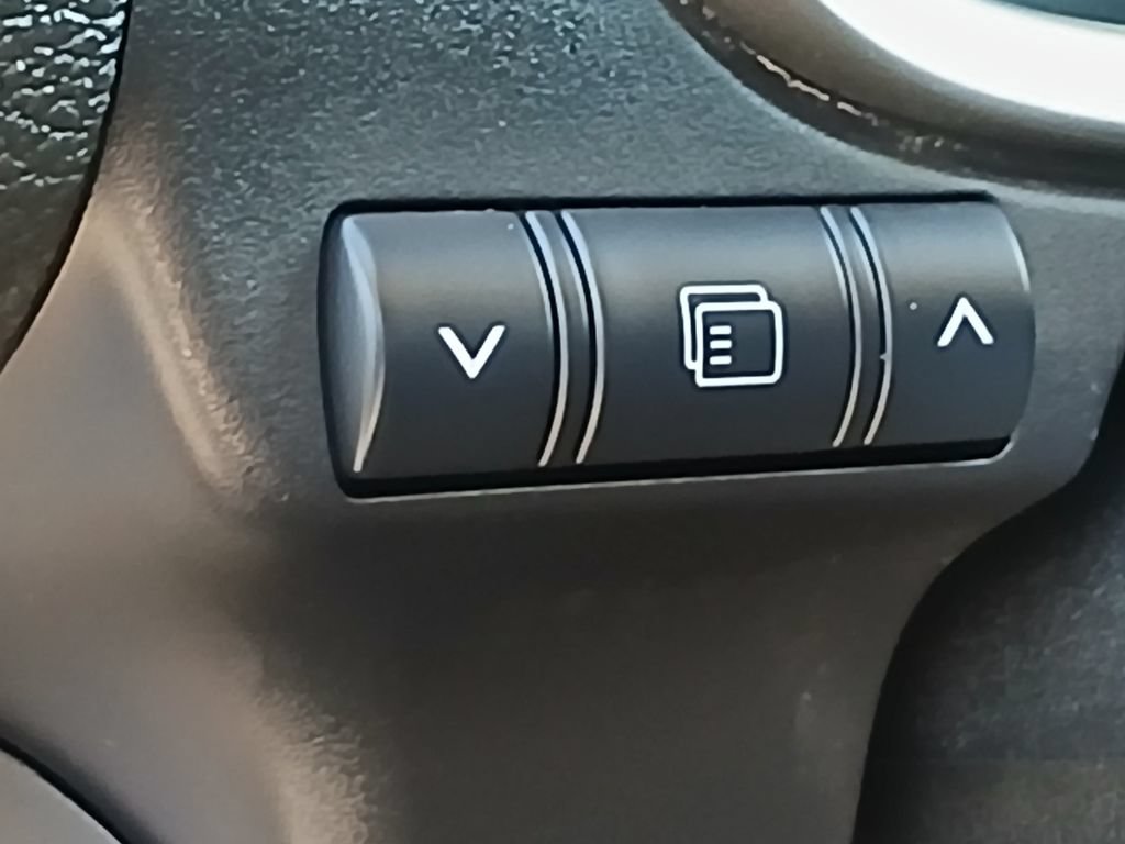 Used 2025 Mitsubishi Eclipse Cross SE AWD/4WD image 12