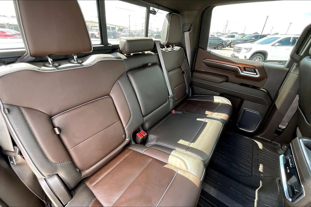 Used 2022 GMC Sierra 1500 Denali w/ Denali Reserve Package AWD/4WD image 22