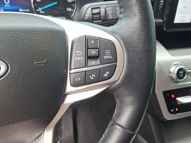 Certified 2023 Ford Explorer XLT w/ Equipment Group 202A AWD/4WD image 10