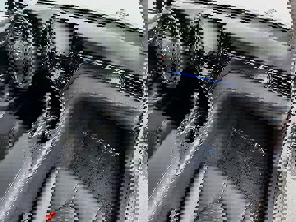 Used 2023 Toyota Camry XSE w/ Blackout Package (TMS) FWD image 33