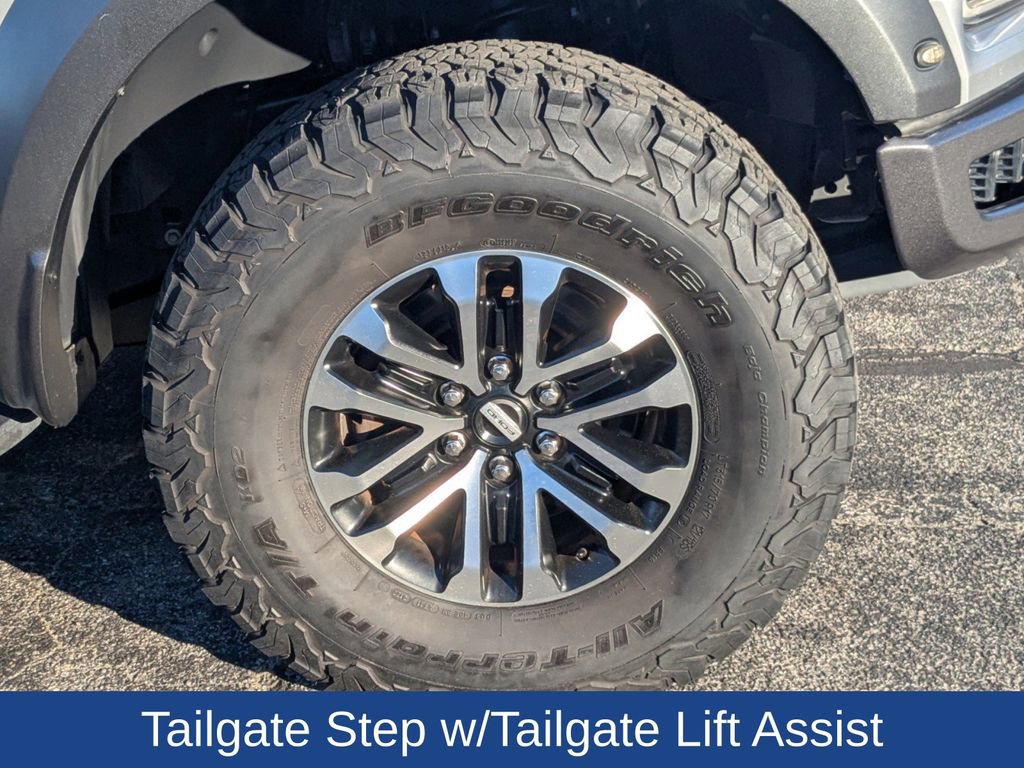 Certified 2019 Ford F150 Raptor w/ Equipment Group 802A Luxury image 12