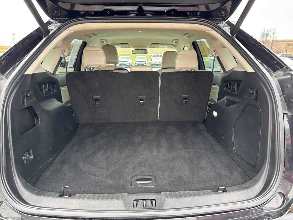 Certified 2024 Ford Edge Titanium image 31