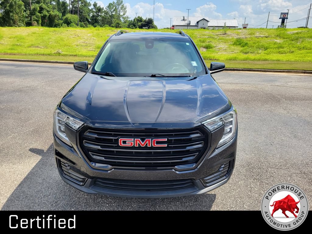 Used 2022 GMC Terrain SLE w/ Driver Convenience Package FWD image 9