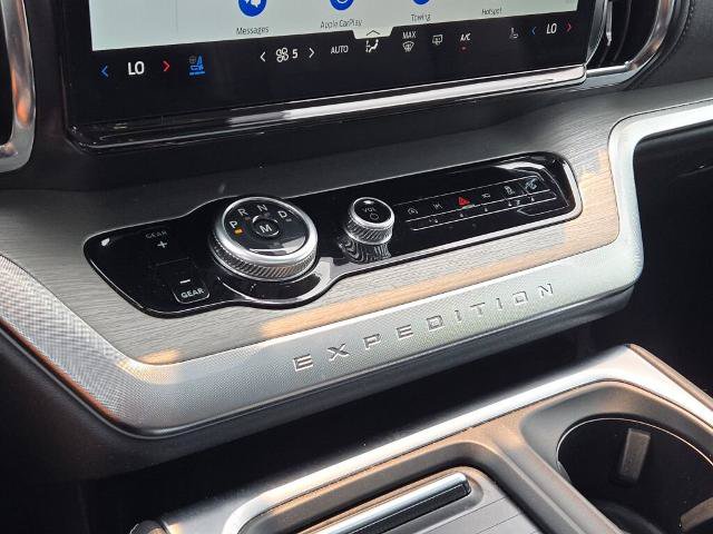 Certified 2025 Ford Expedition Platinum AWD/4WD image 29