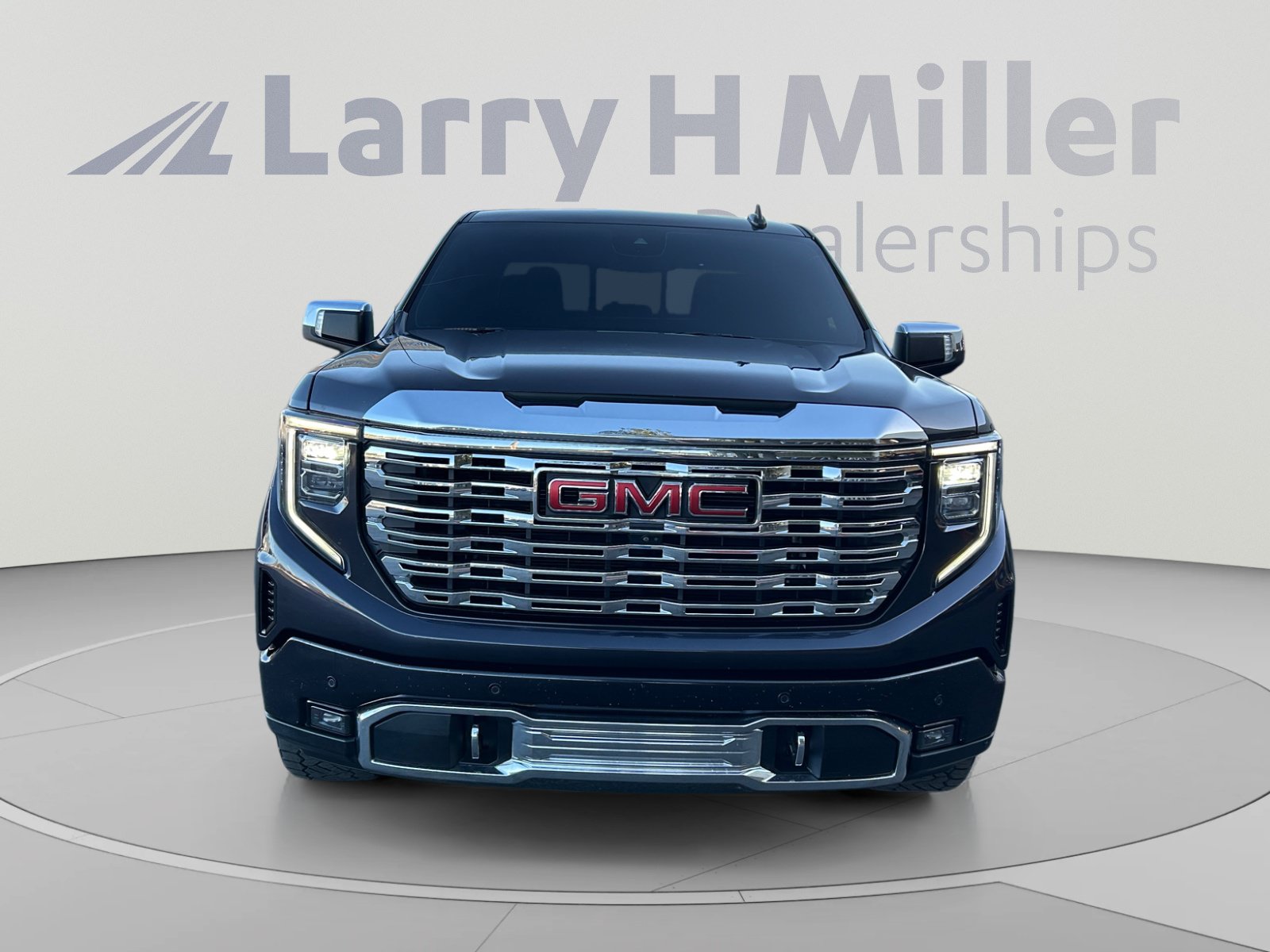 Used 2022 GMC Sierra 1500 Denali AWD/4WD image 8