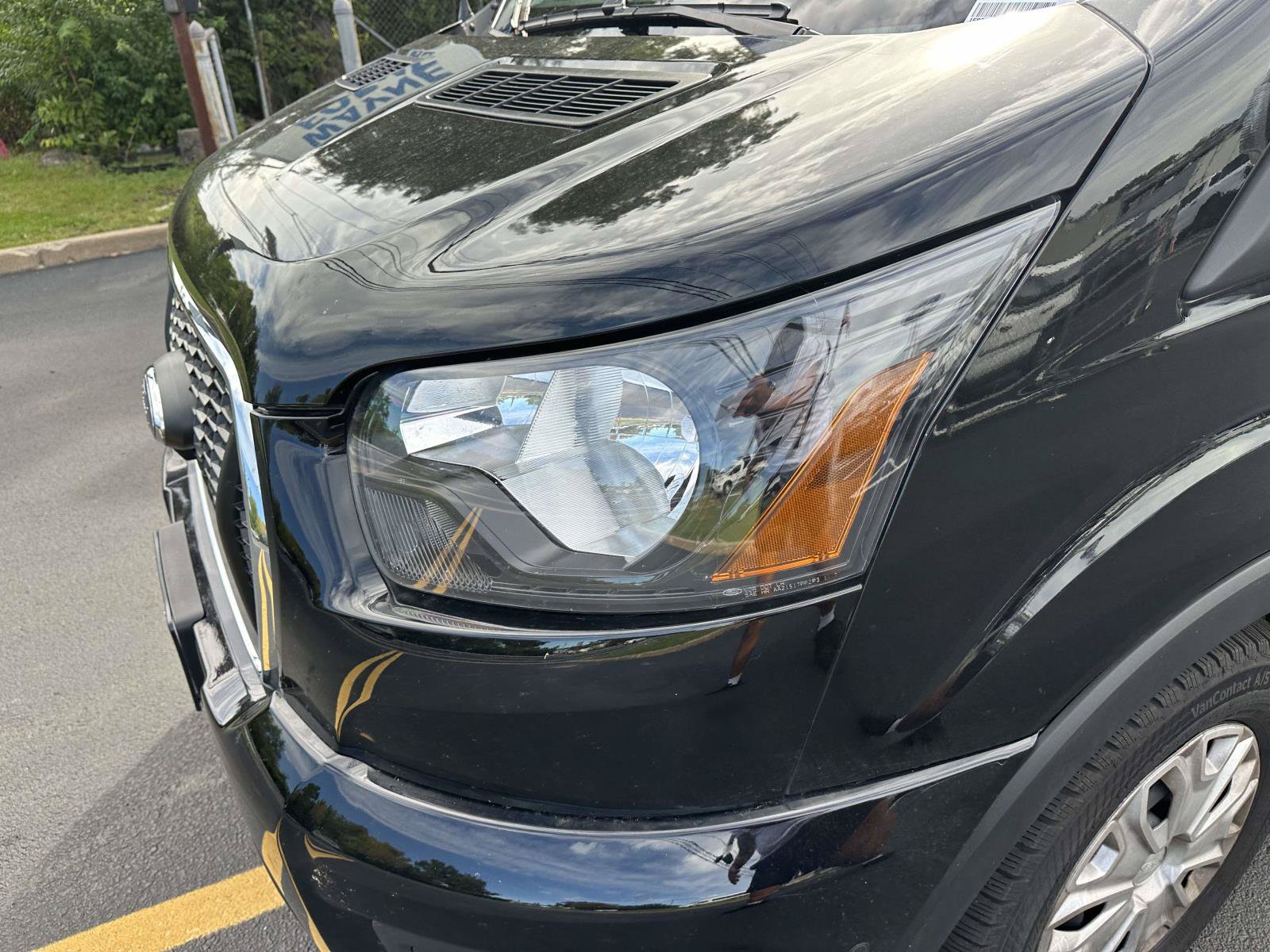 Certified 2025 Ford Transit 350 XLT RWD image 9