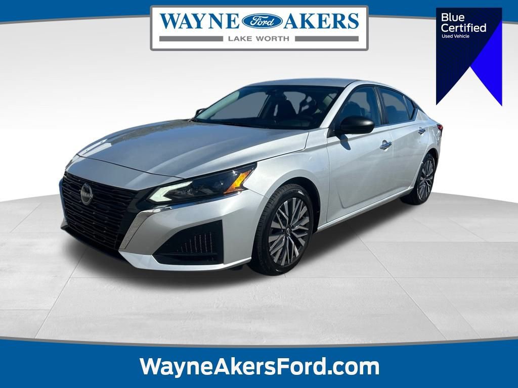 Used 2024 Nissan Altima 2.5 SV image 7