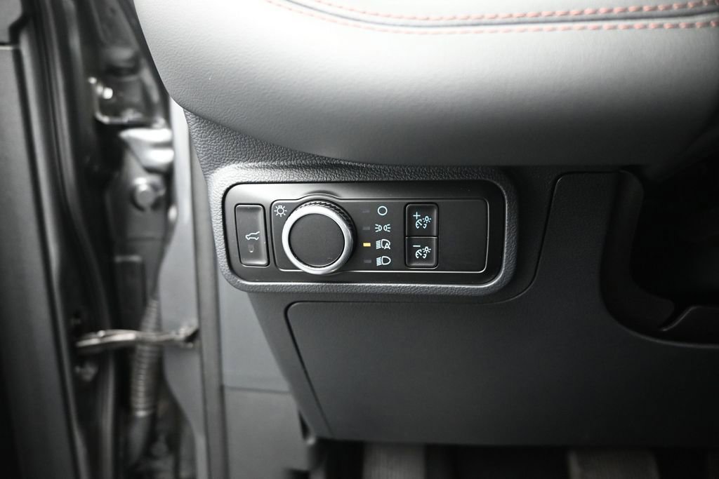 Certified 2025 Ford Explorer Active RWD image 13