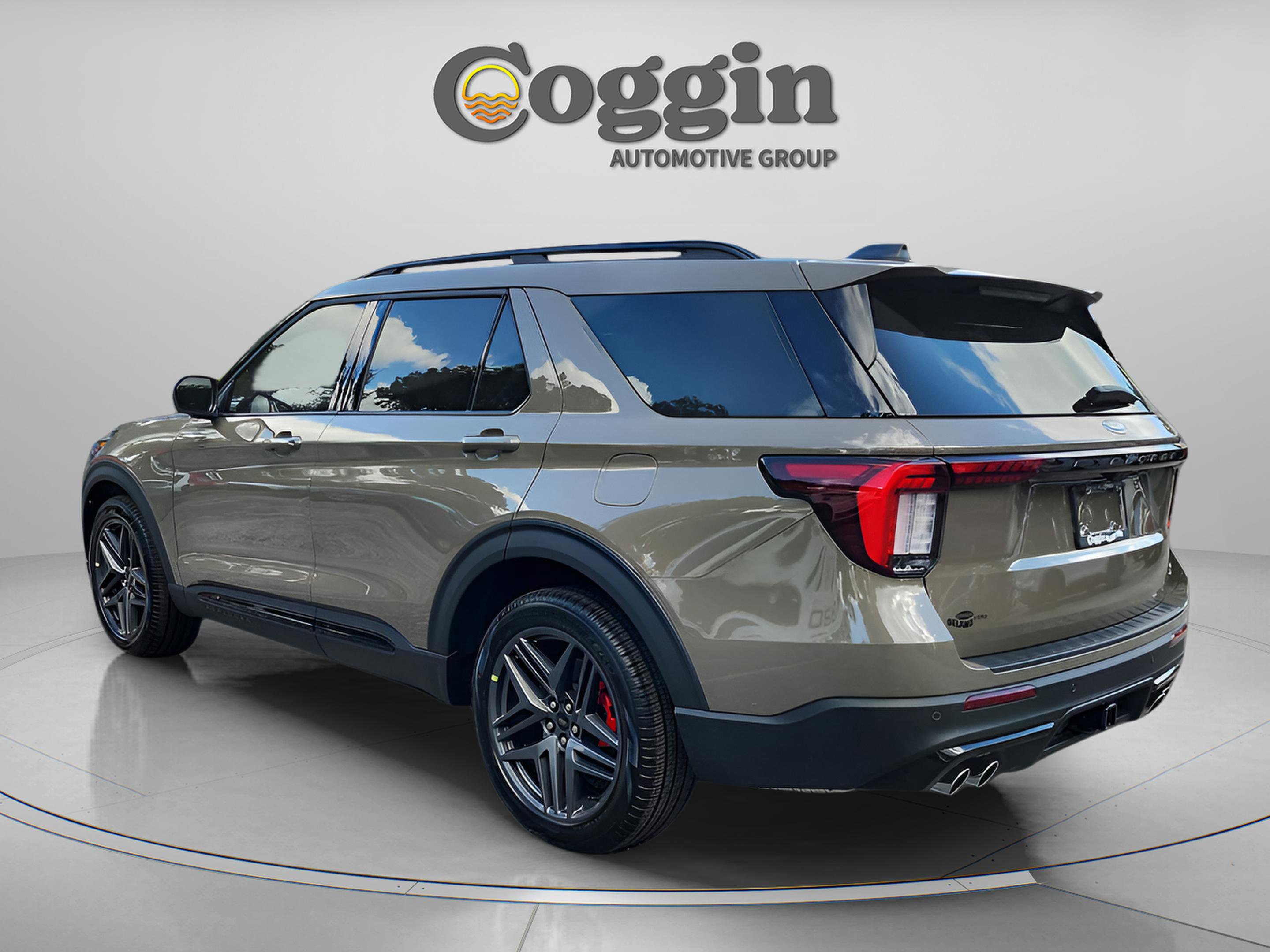 Certified 2026 Ford Explorer ST image 4