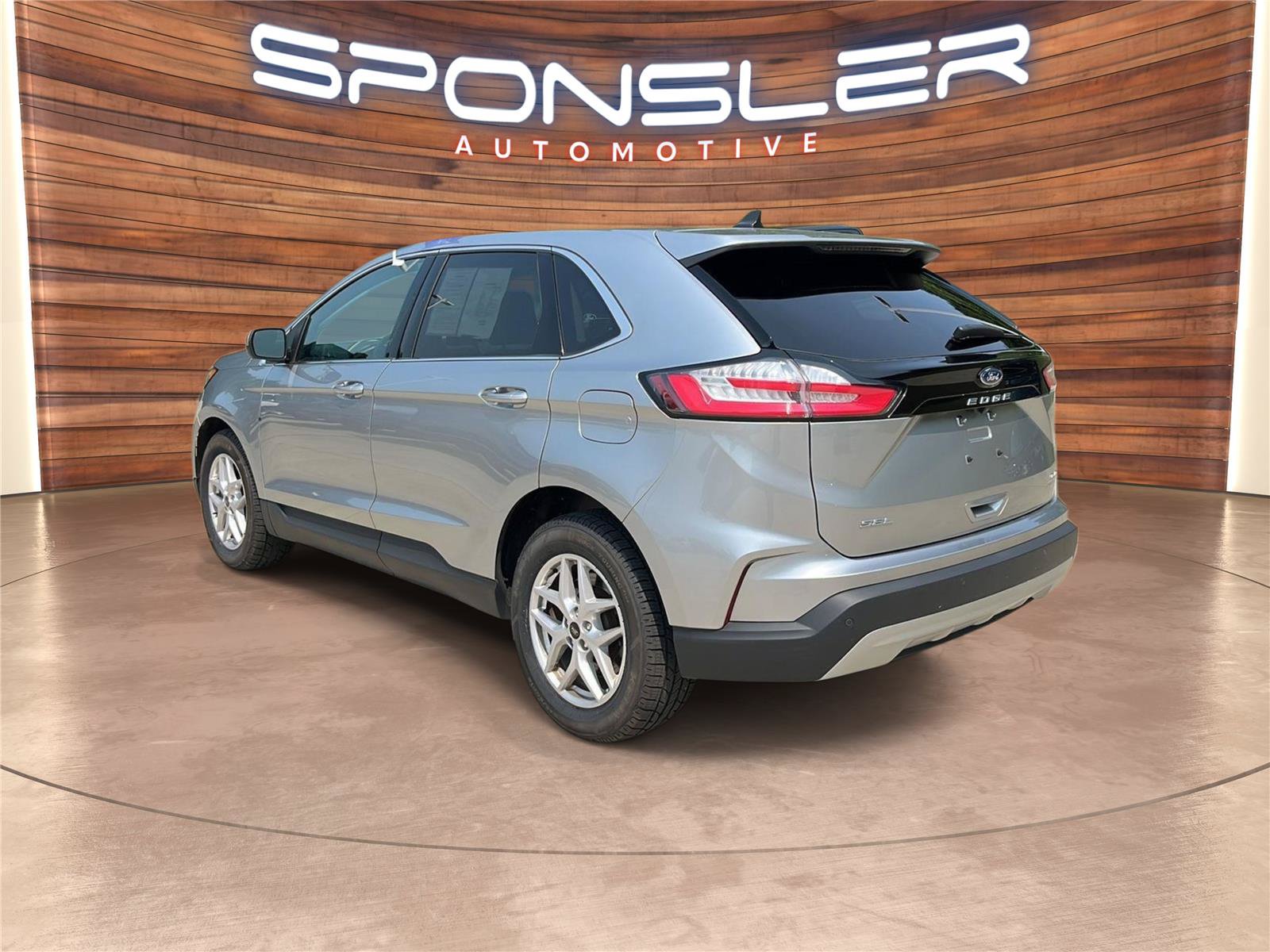 Certified 2023 Ford Edge SEL AWD/4WD image 3