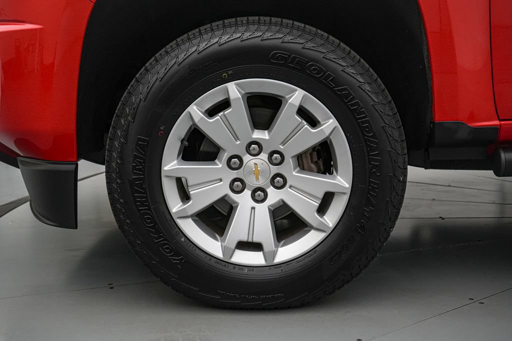 Used 2020 Chevrolet Colorado LT w/ Luxury Package RWD image 11