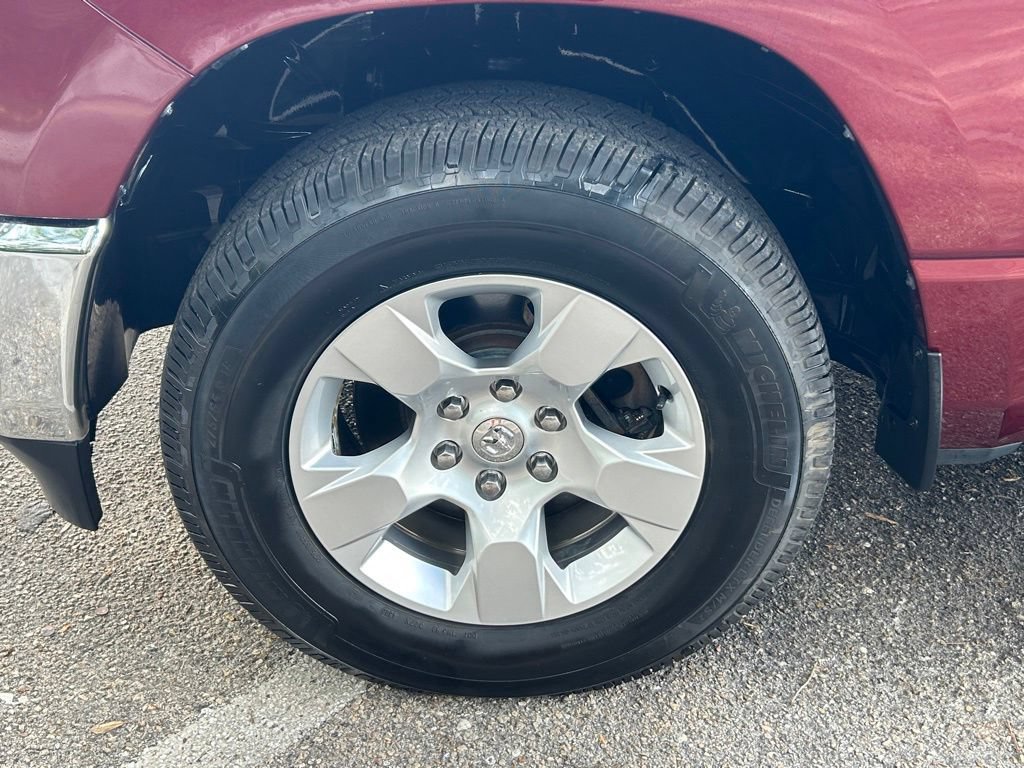 Used 2019 RAM 1500 Big Horn AWD/4WD image 18