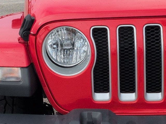 Used 2020 Jeep Wrangler Unlimited Sahara AWD/4WD image 10