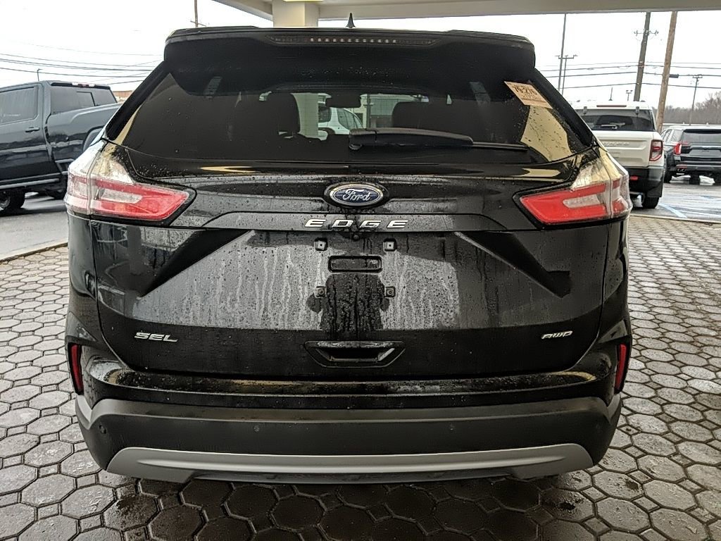 Certified 2024 Ford Edge SEL w/ Convenience Package AWD/4WD image 7