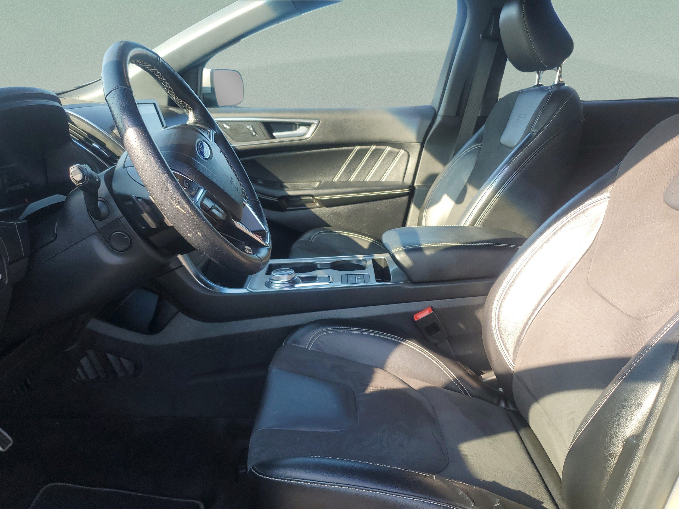 Certified 2022 Ford Edge ST w/ Equipment Group 401A AWD/4WD image 15
