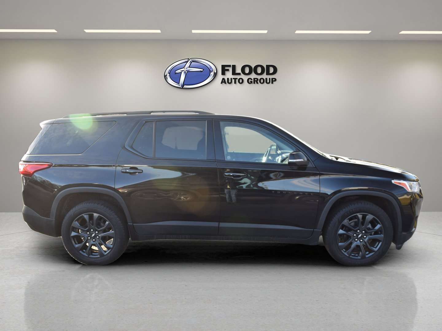 Used 2021 Chevrolet Traverse RS w/ LPO, Floor Liner Package image 3