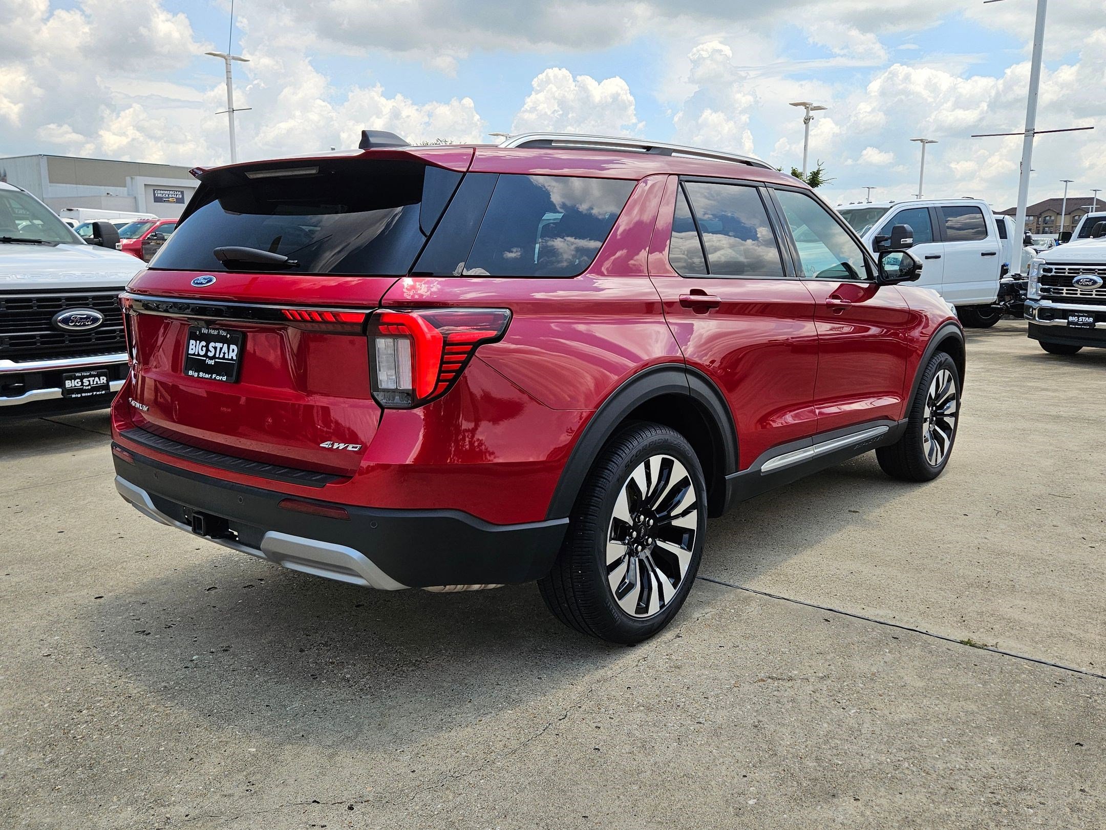 Certified 2026 Ford Explorer Platinum w/ LUX Leather Package AWD/4WD image 3