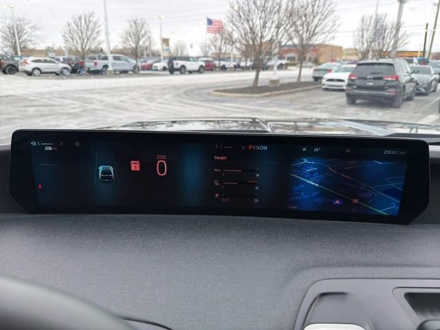 Certified 2025 Ford Expedition Active image 56