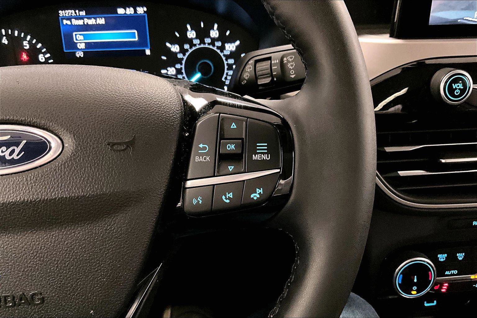 Certified 2022 Ford Escape SEL image 18