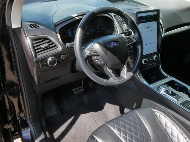Certified 2023 Ford Edge Titanium w/ Equipment Group 301A AWD/4WD image 11