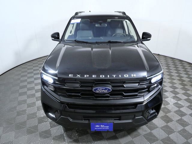 Certified 2025 Ford Expedition Active AWD/4WD image 6