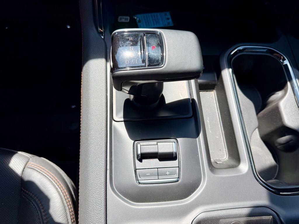 Used 2024 GMC Sierra 1500 AT4 w/ Technology Package AWD/4WD image 33