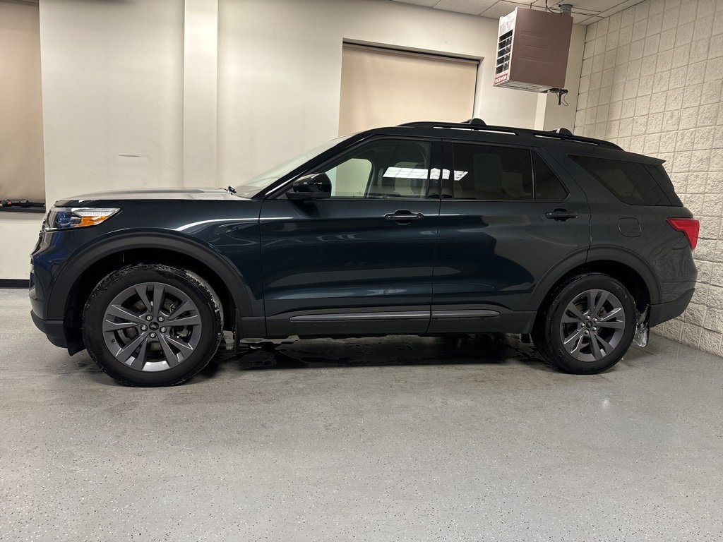 Certified 2023 Ford Explorer XLT w/ Equipment Group 202A image 11