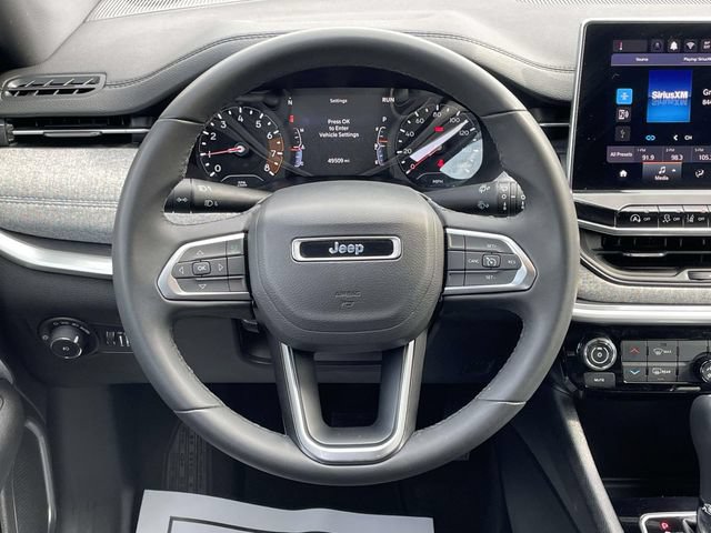 Used 2024 Jeep Compass Latitude AWD/4WD image 12