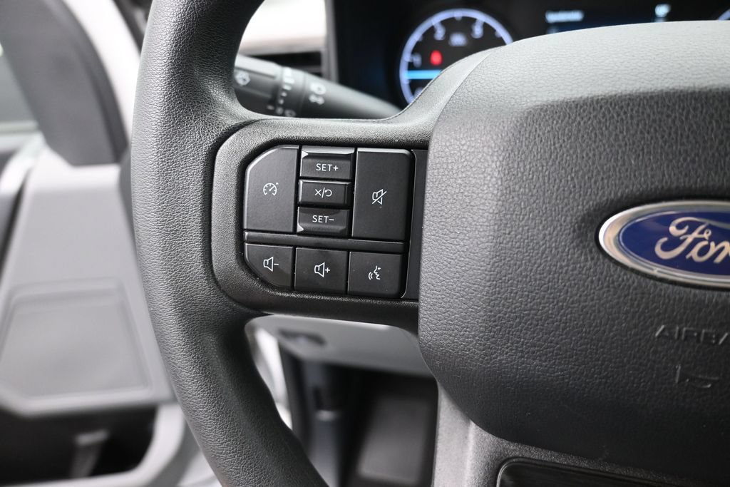 Certified 2025 Ford F250 XLT AWD/4WD image 4