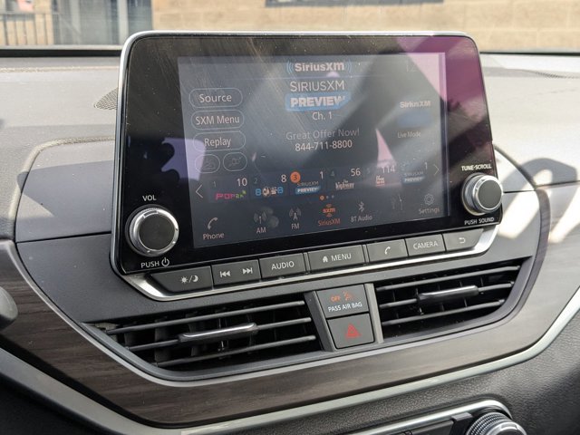 Used 2024 Nissan Altima 2.5 SV FWD image 17