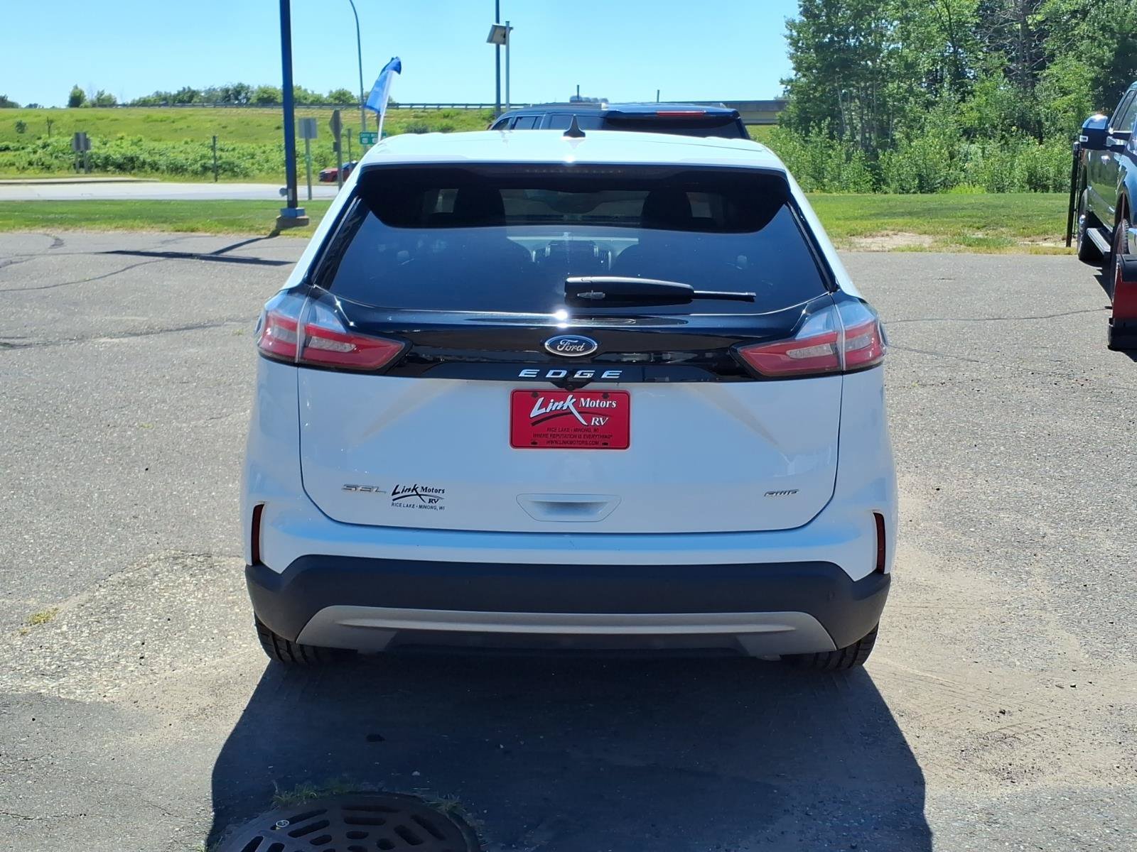 Certified 2024 Ford Edge SEL AWD/4WD image 4