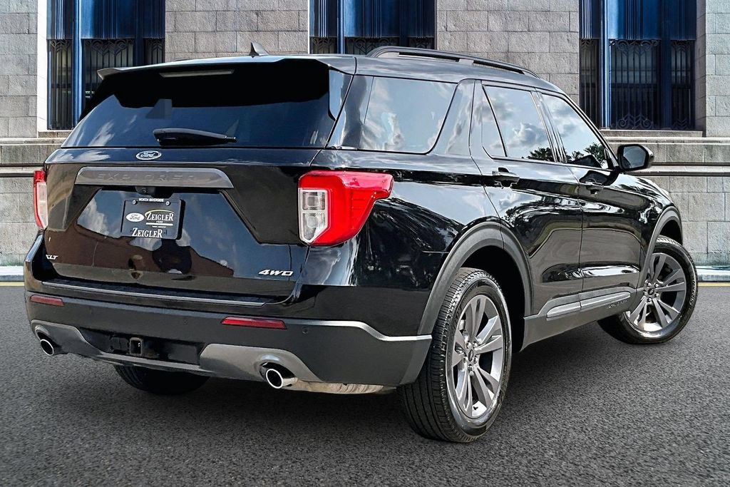 Certified 2022 Ford Explorer XLT w/ Equipment Group 202A AWD/4WD image 11