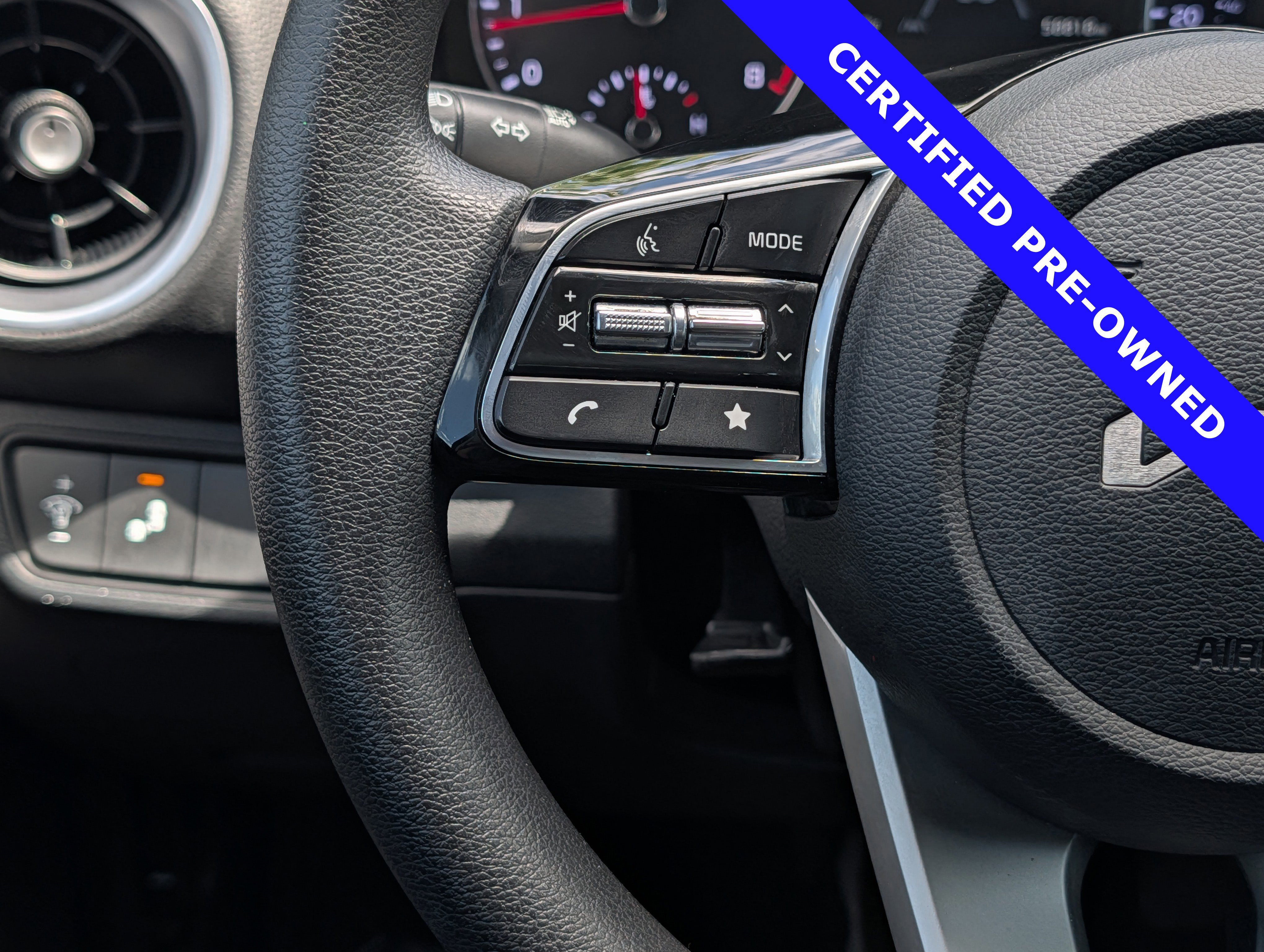 Used 2023 Kia Forte LXS w/ LXS Technology Package FWD image 23