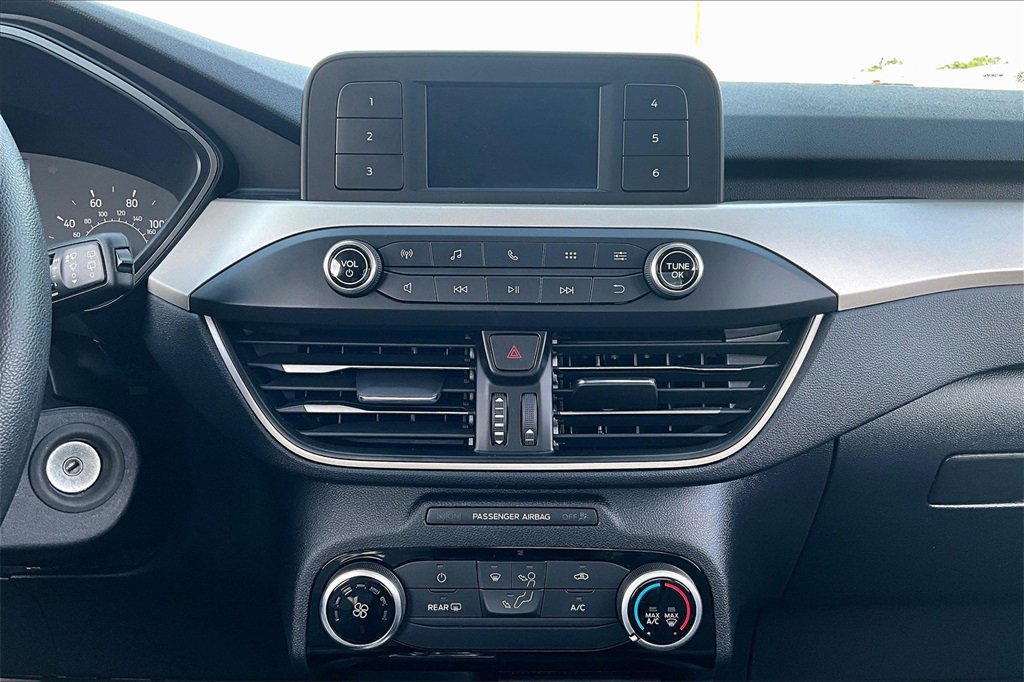 Certified 2022 Ford Escape S image 31