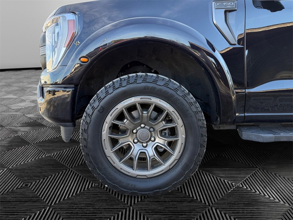 Certified 2022 Ford F150 Lariat w/ Equipment Group 502A High image 14