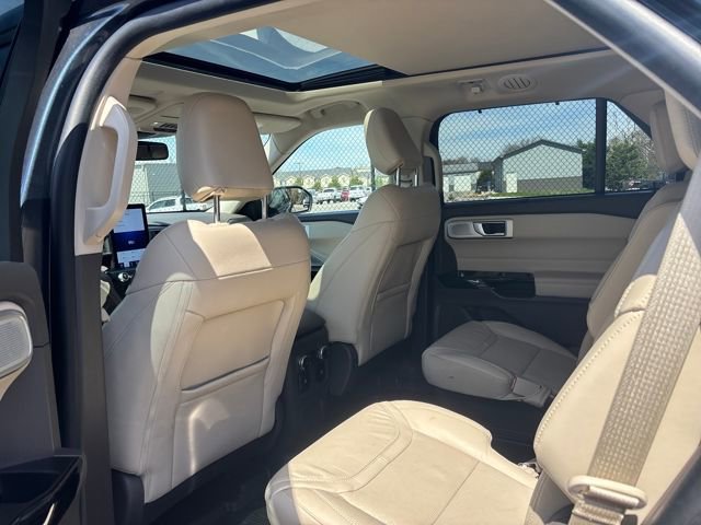 Certified 2022 Ford Explorer Platinum w/ Equipment Group 601A image 13