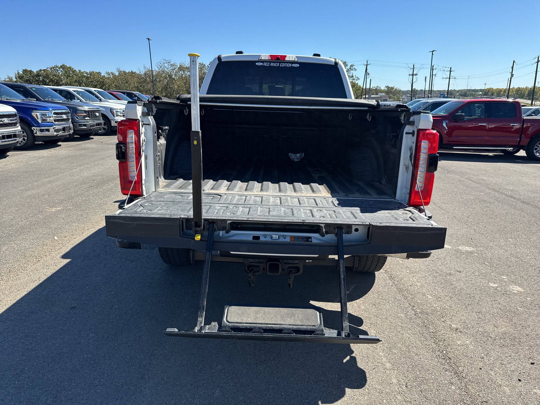 Certified 2025 Ford F250 Lariat w/ Lariat Ultimate Package AWD/4WD image 25