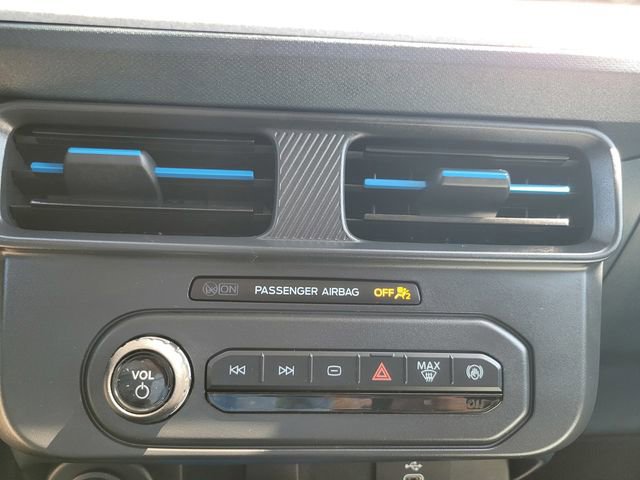 Certified 2025 Ford Maverick XLT w/ Equipment Group 302A image 23